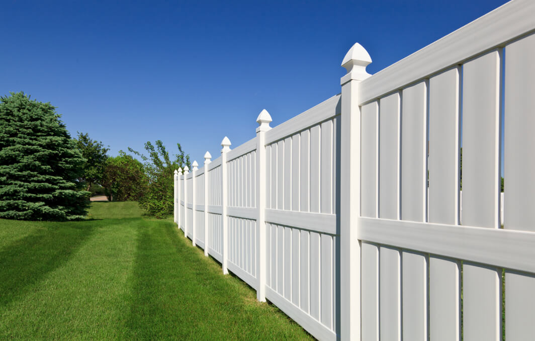 vinyl-fence